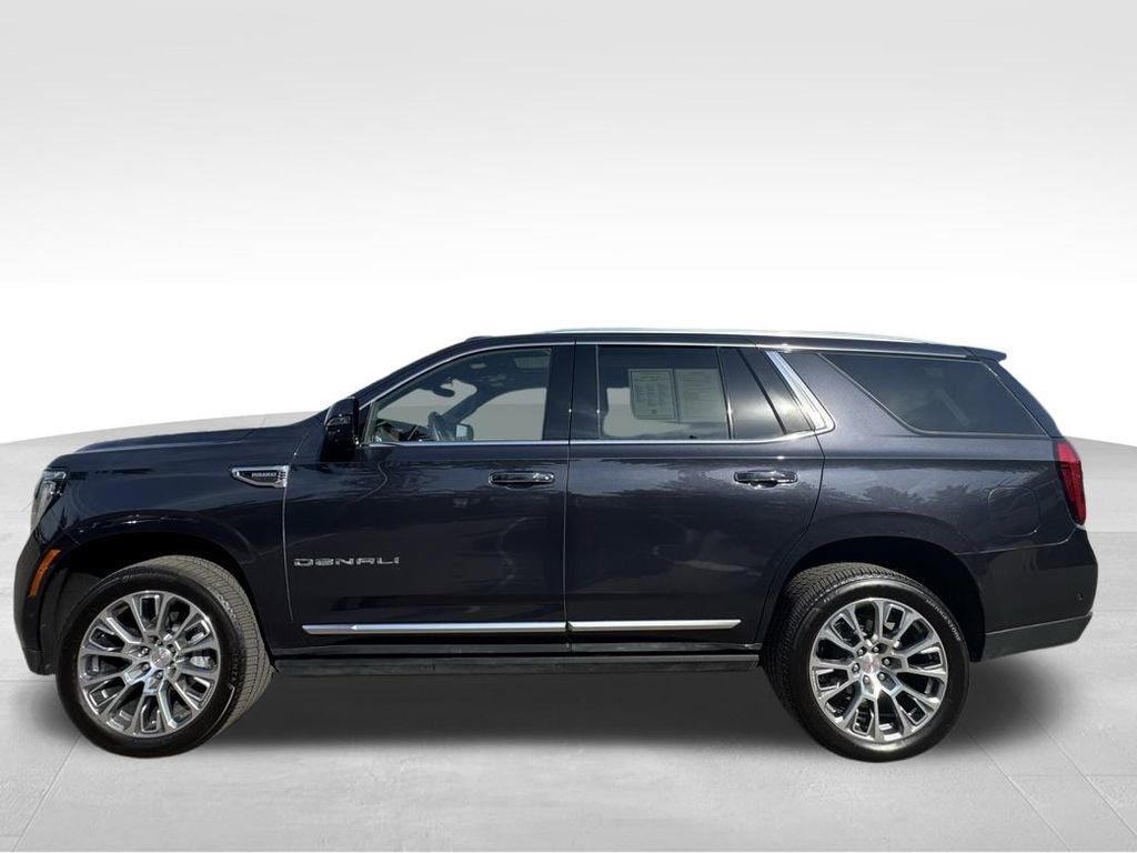 Used 2025 GMC Yukon Denali w/ Denali Reserve Package image 11