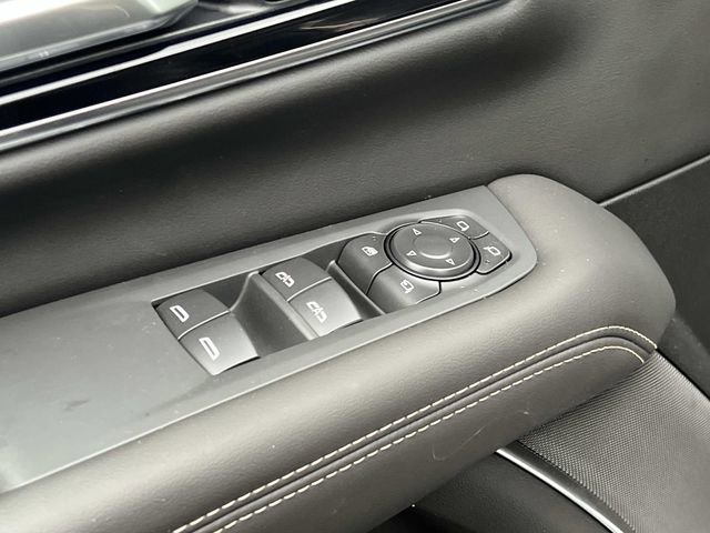 New 2026 GMC Yukon XL Elevation image 16