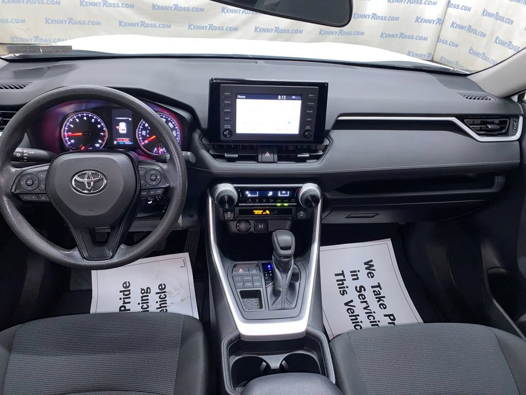 Used 2019 Toyota RAV4 LE AWD/4WD image 22