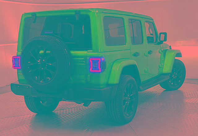 Used 2021 Jeep Wrangler Unlimited Sahara w/ Cold Weather Group image 3