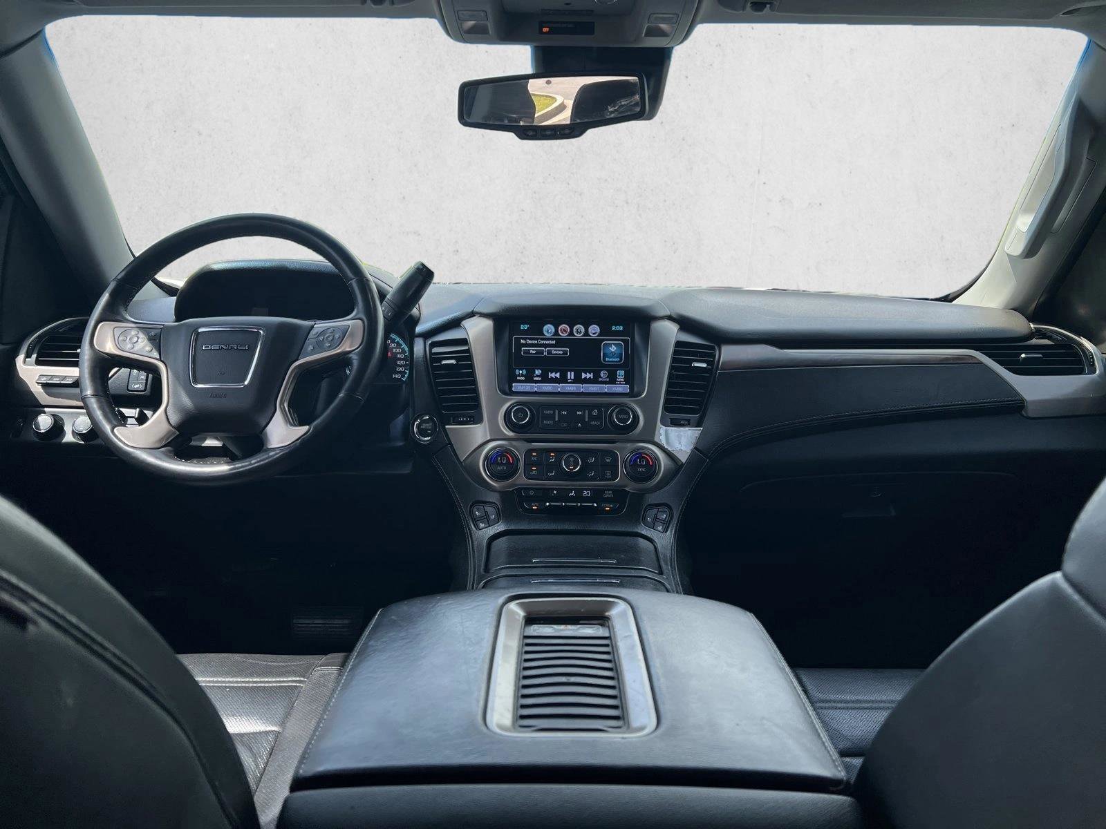 Used 2018 GMC Yukon XL Denali AWD/4WD image 18