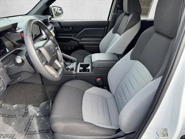 Certified 2025 Toyota 4Runner TRD Off-Road image 10