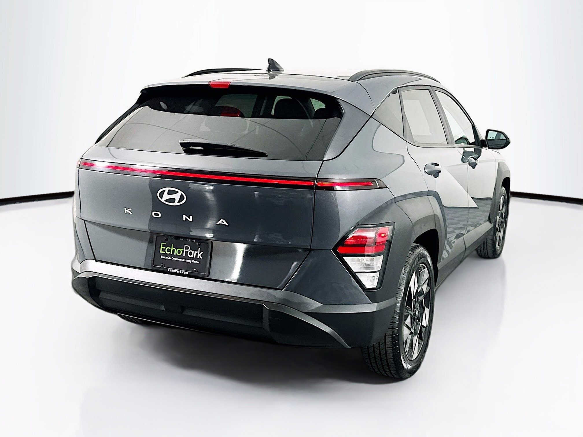 Used 2024 Hyundai Kona SEL FWD image 9