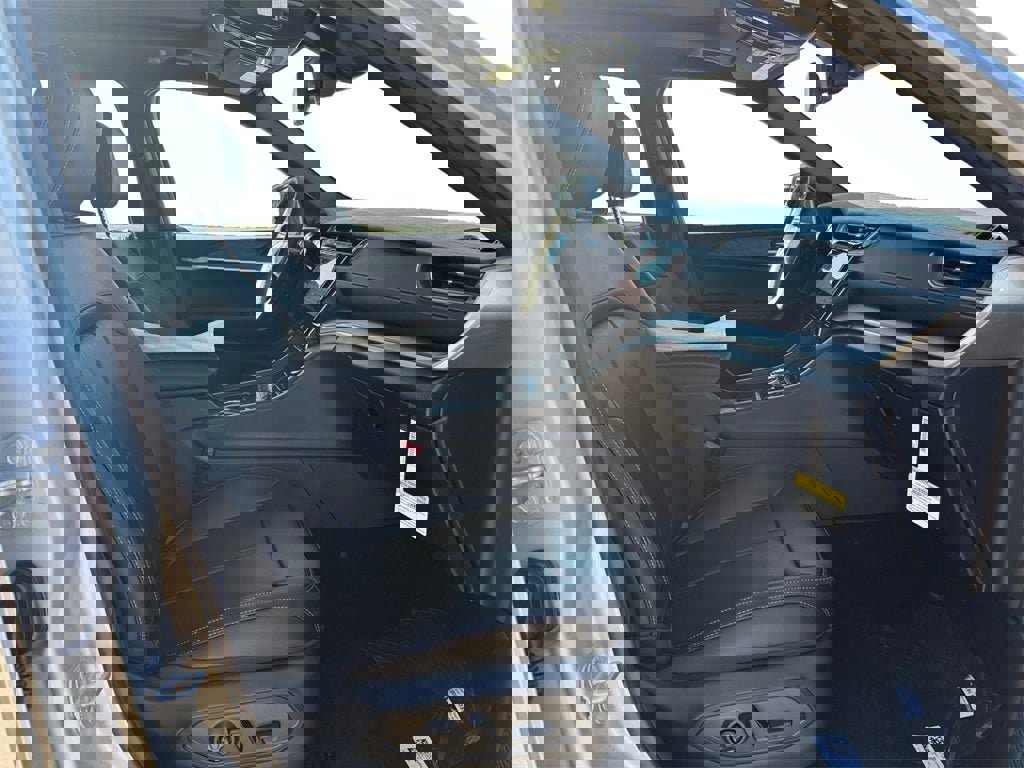 New 2025 Jeep Grand Cherokee Limited w/ Luxury Tech Group II image 15