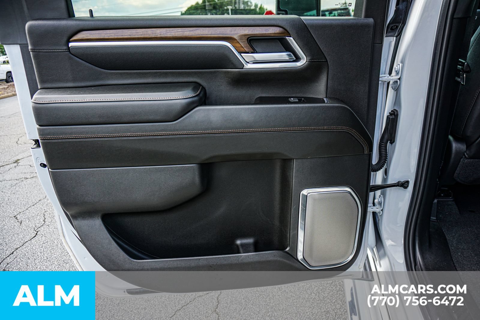 Used 2025 Chevrolet Silverado 3500 High Country w/ High Country Premium Package AWD/4WD image 57