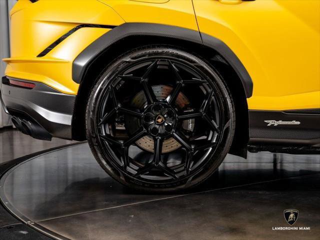 Used 2024 Lamborghini Urus Performante AWD/4WD image 30