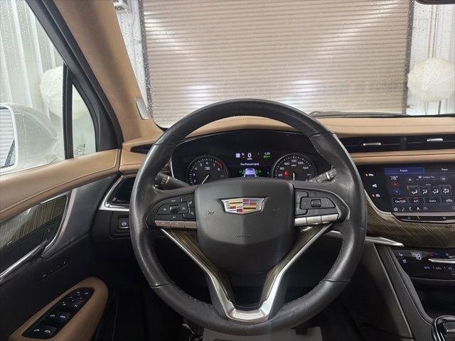 Used 2020 Cadillac XT6 Premium Luxury w/ Platinum Package FWD image 29