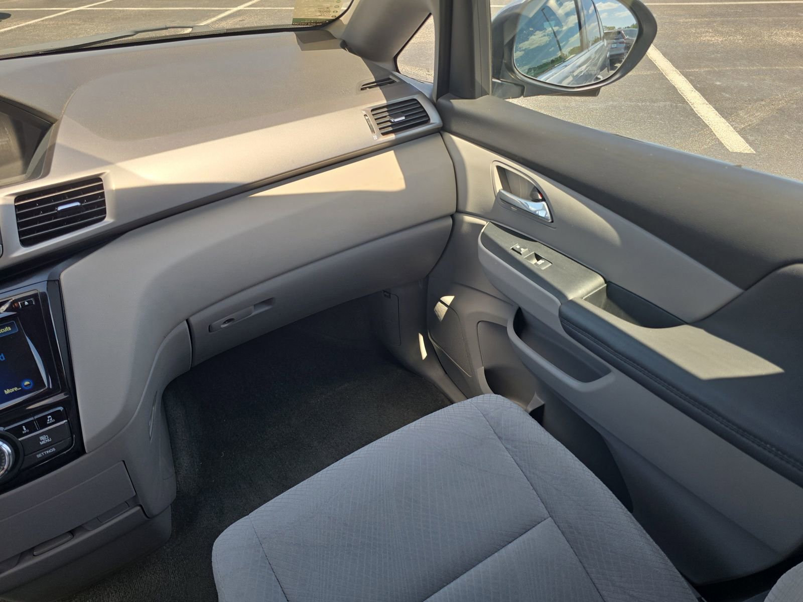 Used 2016 Honda Odyssey EX image 9