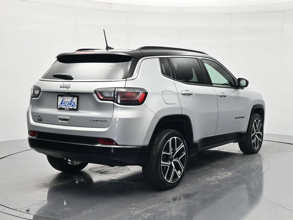 Used 2025 Jeep Compass Limited w/ Elite Group AWD/4WD image 5