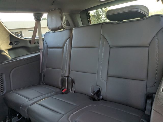 Used 2024 GMC Yukon XL Denali image 16