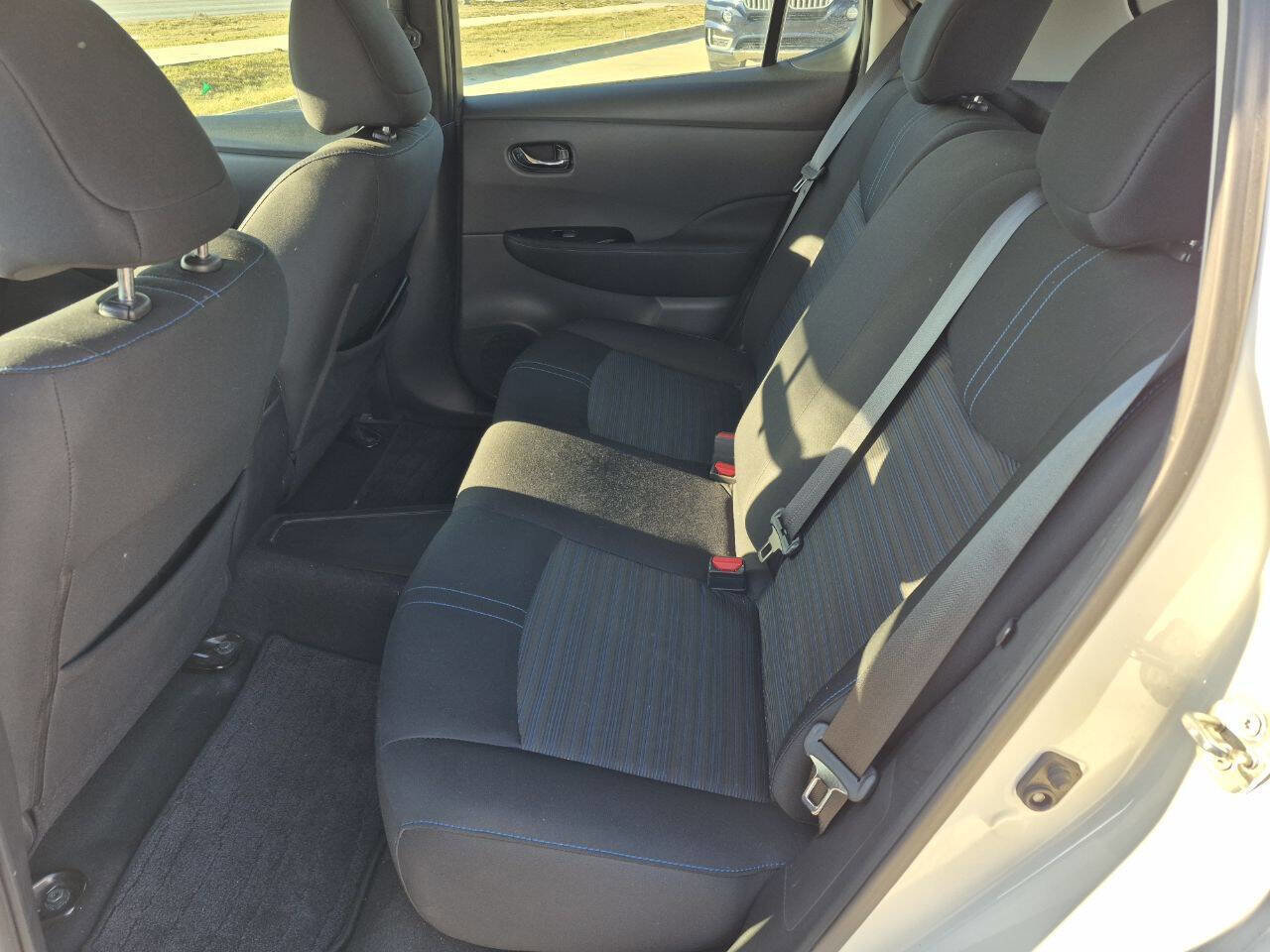 Used 2019 Nissan Leaf SV image 14