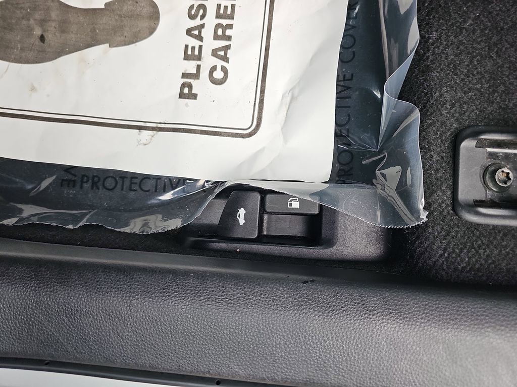 Used 2024 Toyota Corolla LE image 17