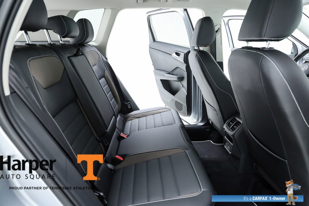 Used 2023 Volkswagen Taos SEL AWD/4WD image 37