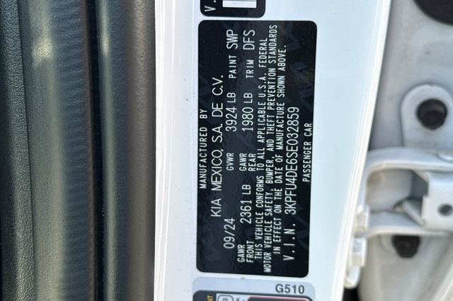 Certified 2025 Kia K4 EX FWD image 35