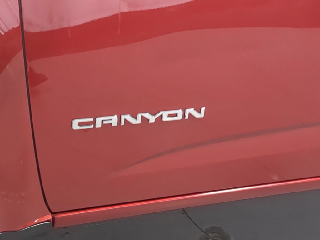 Used 2016 GMC Canyon SLT AWD/4WD image 16