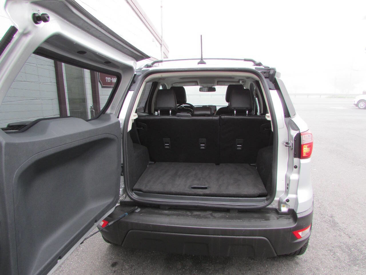 Used 2018 Ford EcoSport SES image 4