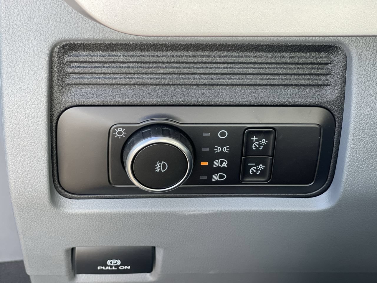 New 2026 Ford F550 2WD Regular Cab Super Duty image 22