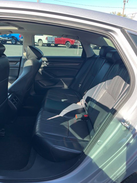 Used 2018 Honda Accord Touring image 33