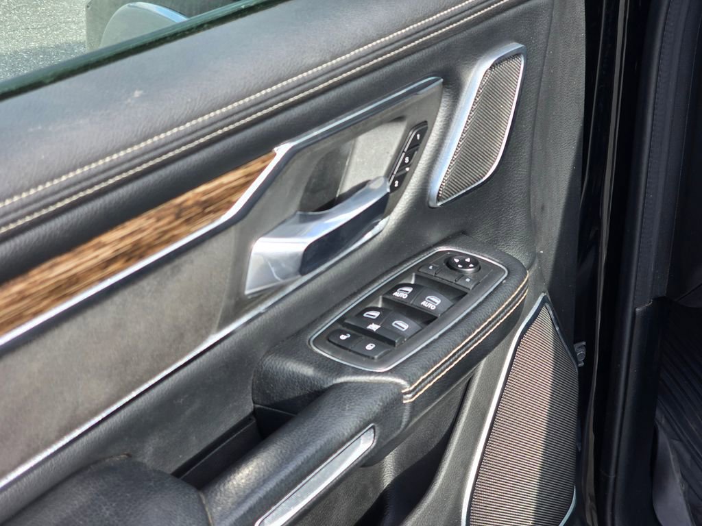 Used 2019 RAM 1500 Laramie image 38