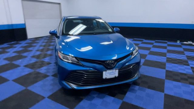 Used 2020 Toyota Camry LE FWD image 3