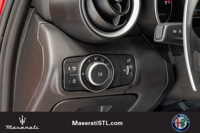 Used 2022 Alfa Romeo Giulia Sprint image 10