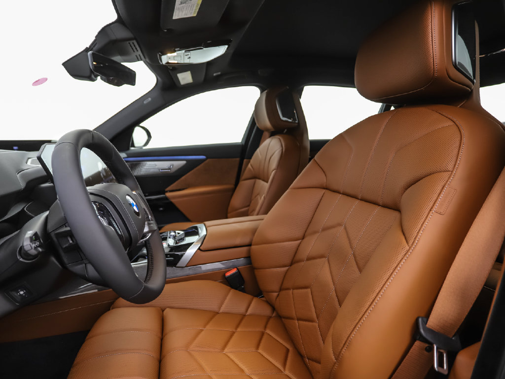 New 2027 BMW 740i xDrive w/ Executive Package AWD/4WD image 11
