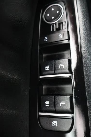 Used 2024 Kia Soul LX w/ LX Technology Package FWD image 18