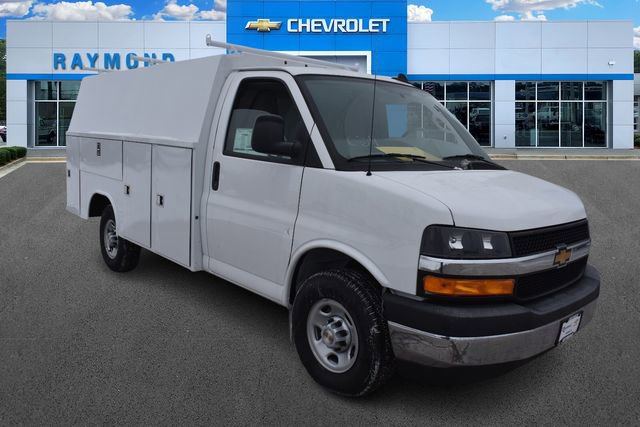 New 2025 Chevrolet Express 3500 w/ Power Convenience Package image 11