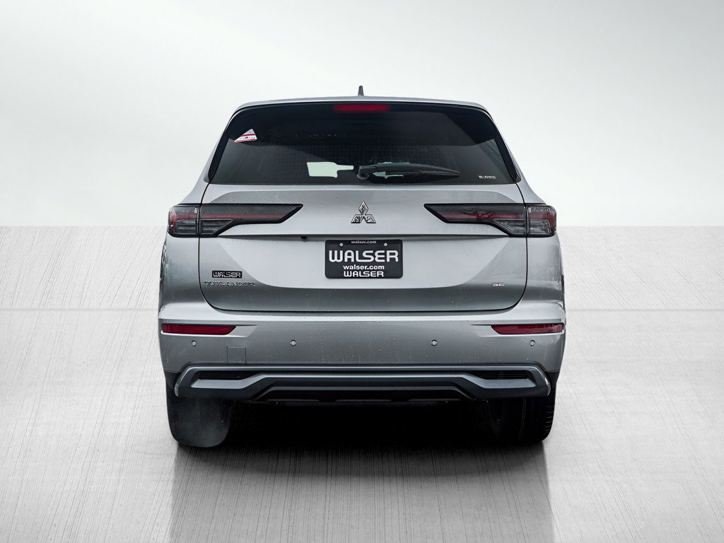 New 2026 Mitsubishi Outlander SE image 5