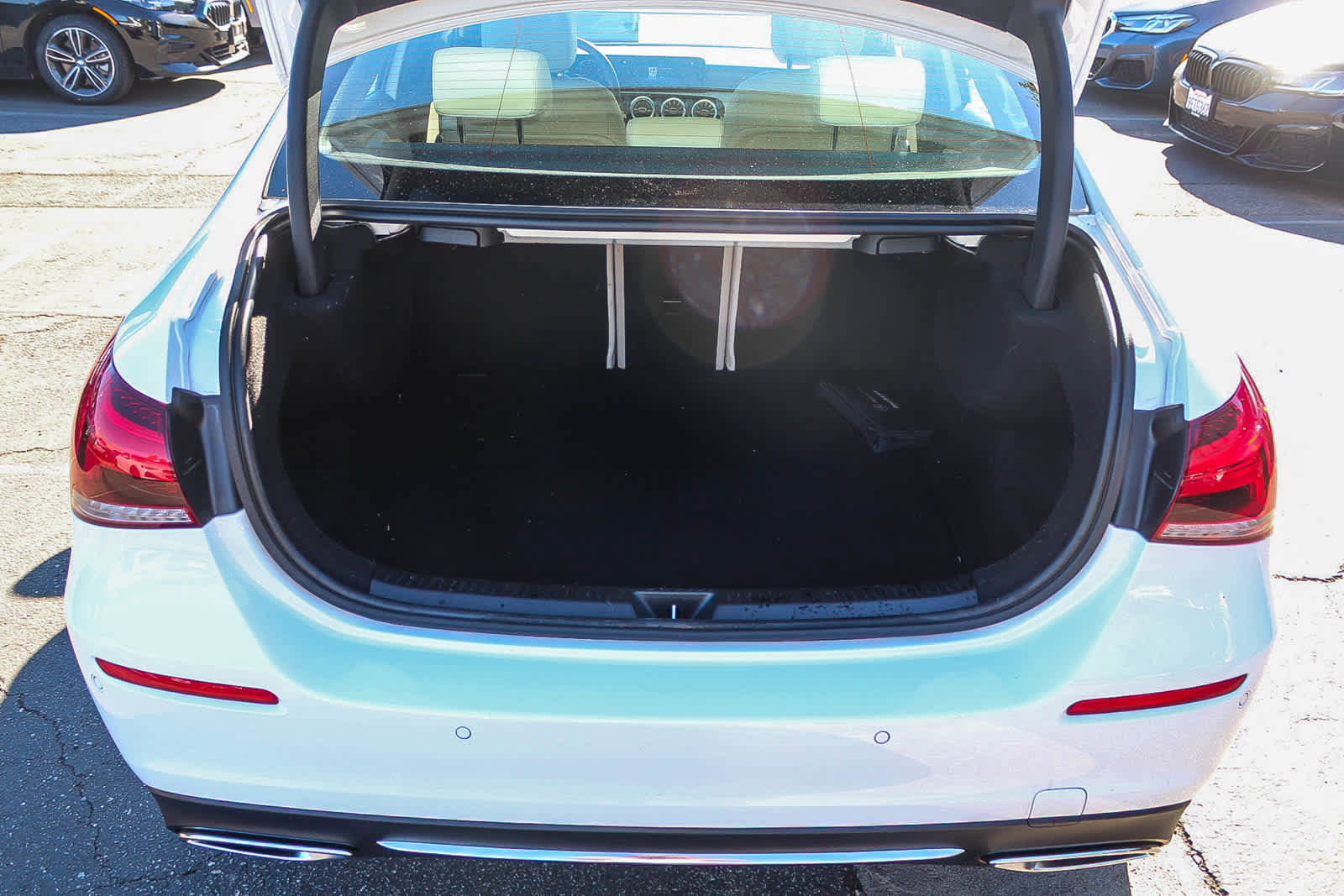 Used 2022 Mercedes-Benz A 220 image 33