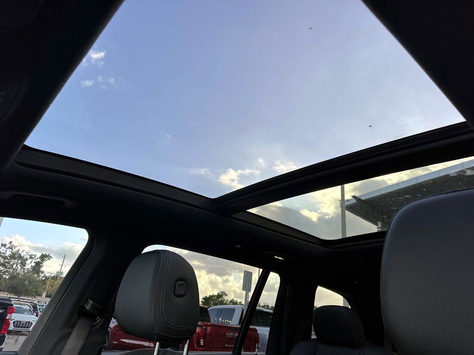 Certified 2025 Mercedes-Benz GLS 450 4MATIC image 22