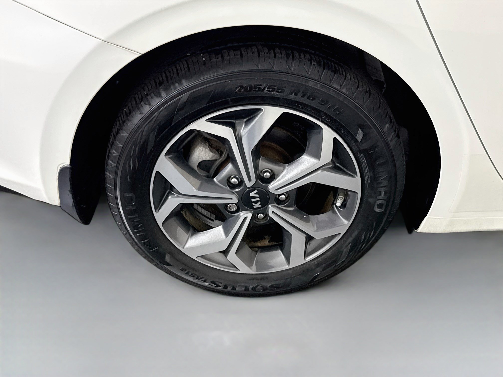 Used 2019 Kia Forte LXS FWD image 32