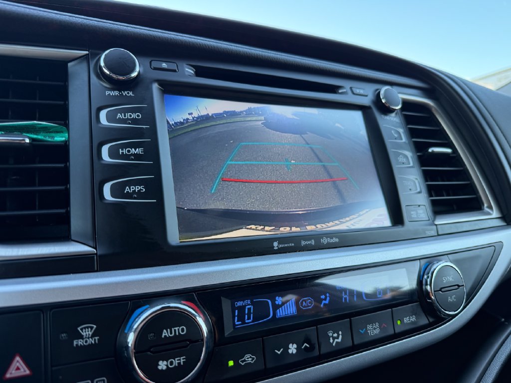 Used 2019 Toyota Highlander SE AWD/4WD image 31