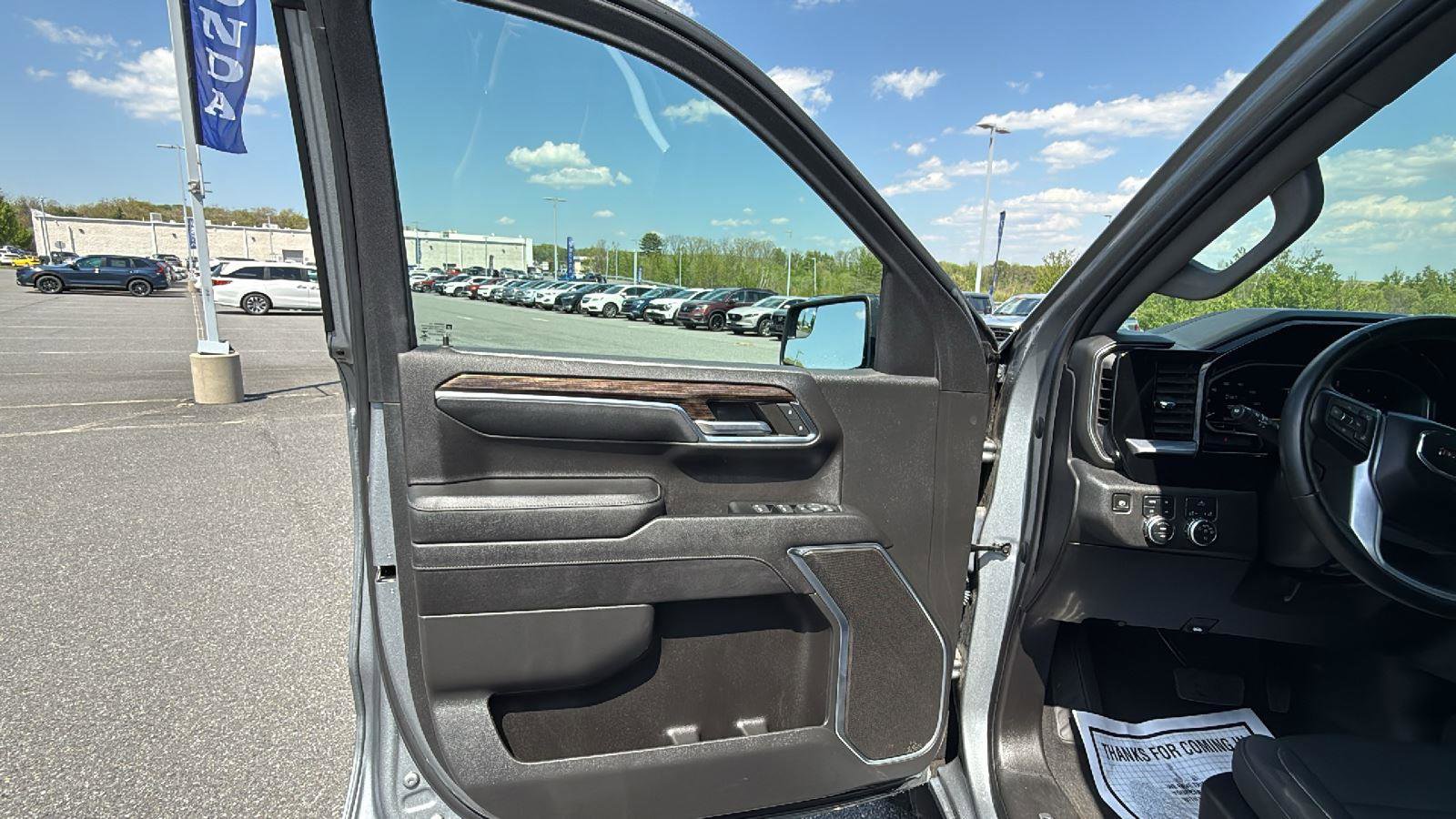 Used 2023 GMC Sierra 1500 Elevation w/ X31 Off-Road Package AWD/4WD image 22