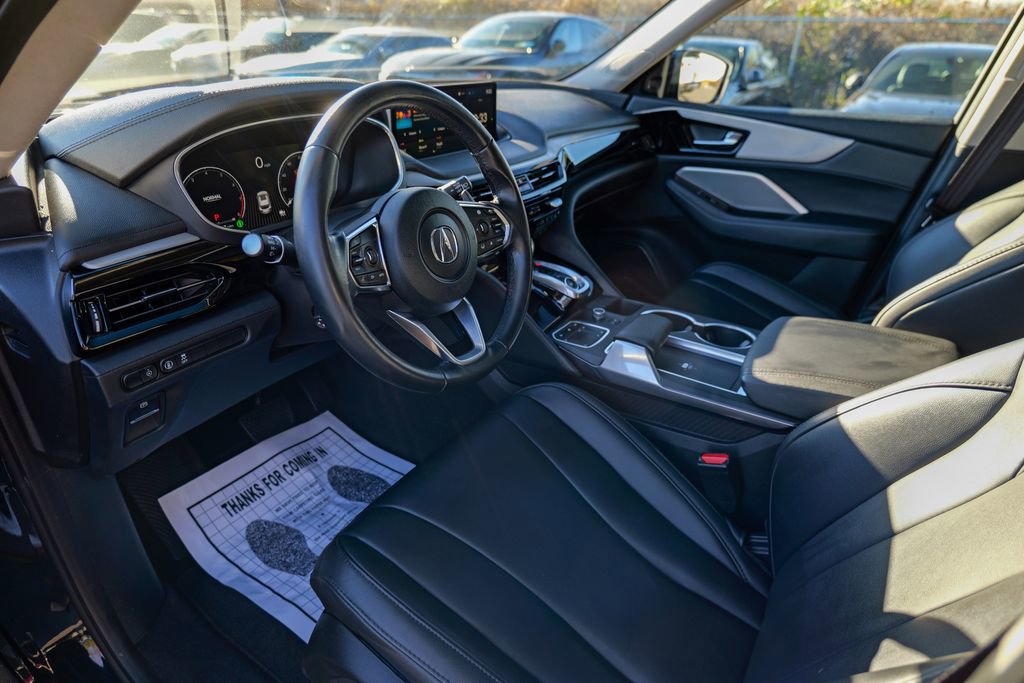Used 2023 Acura MDX SH-AWD image 19