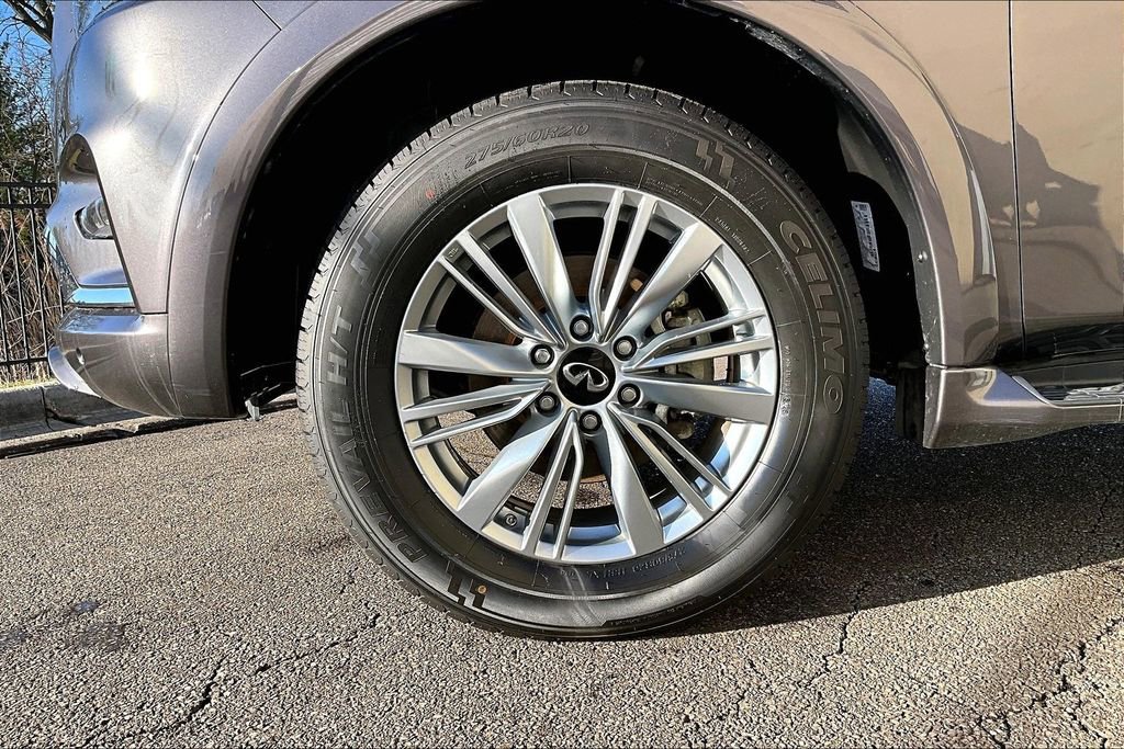 Certified 2024 INFINITI QX80 Luxe image 10