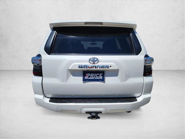 Used 2016 Toyota 4Runner SR5 image 6