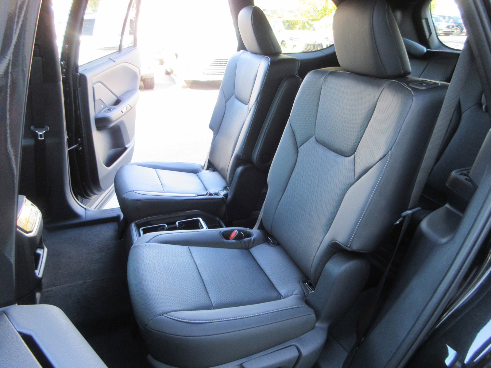 New 2026 Lexus TX 500h AWD image 25