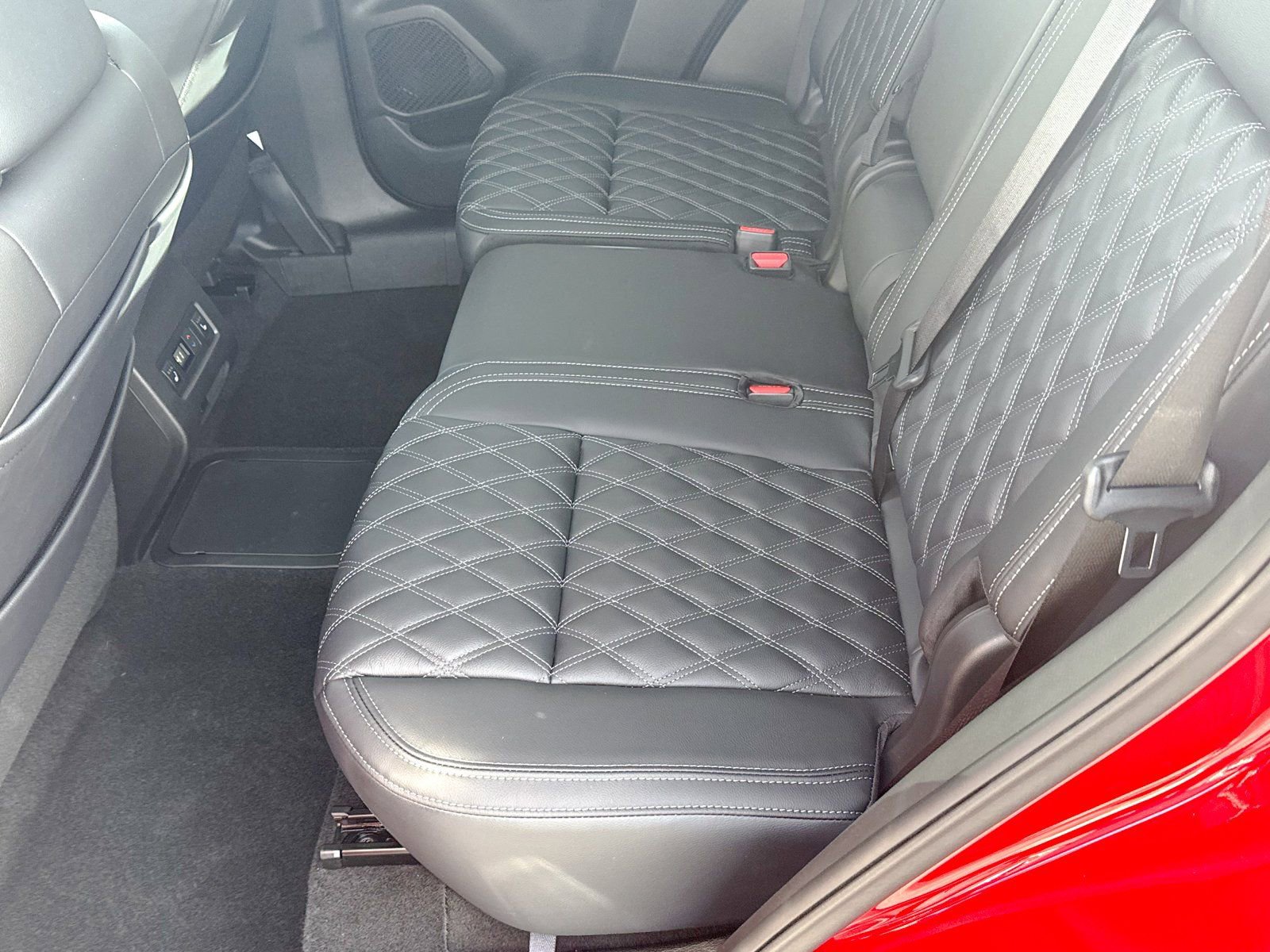 New 2025 Mitsubishi Outlander SEL image 22