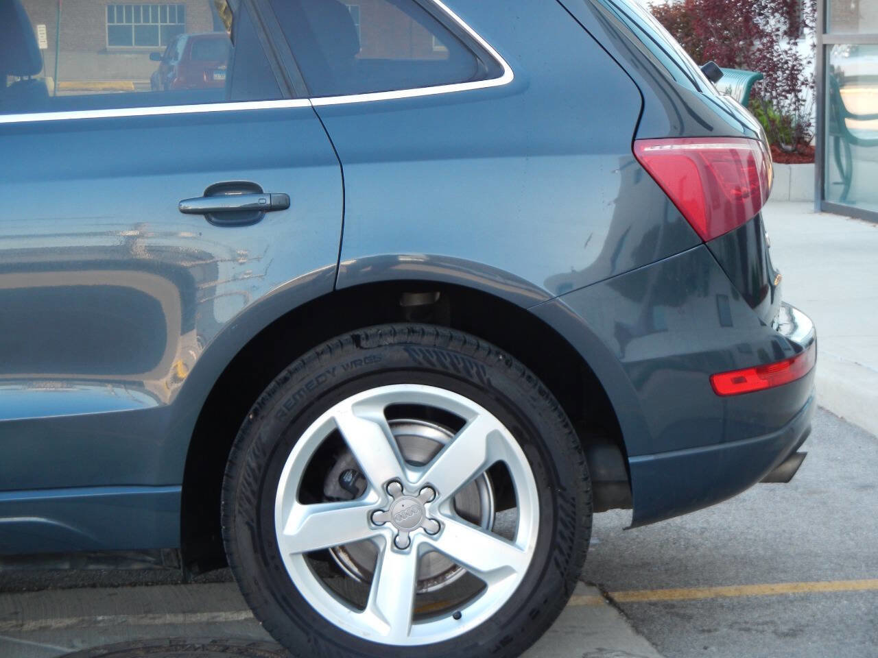 Used 2011 Audi Q5 2.0T Premium Plus image 11