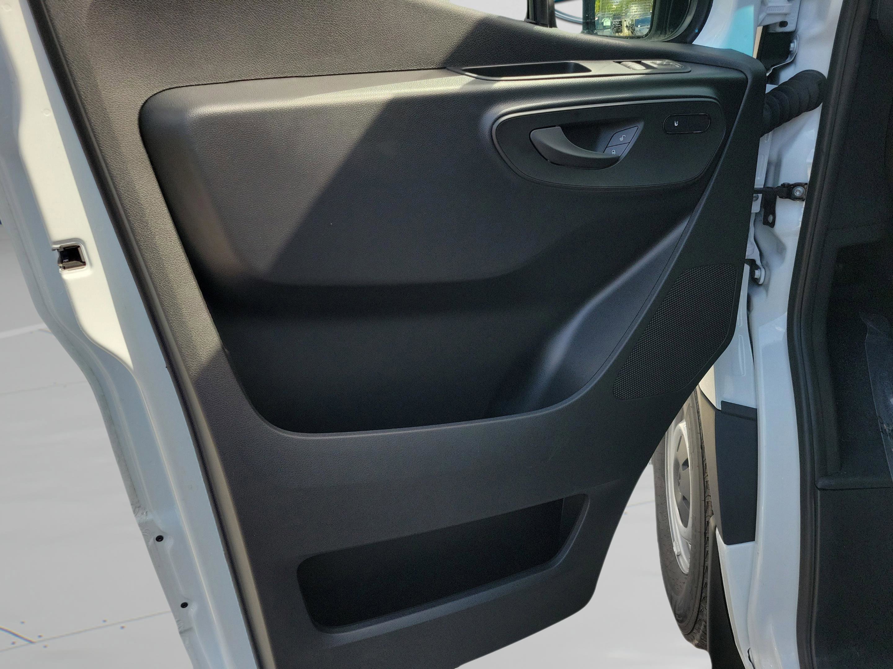 New 2025 Mercedes-Benz Sprinter 2500 image 25