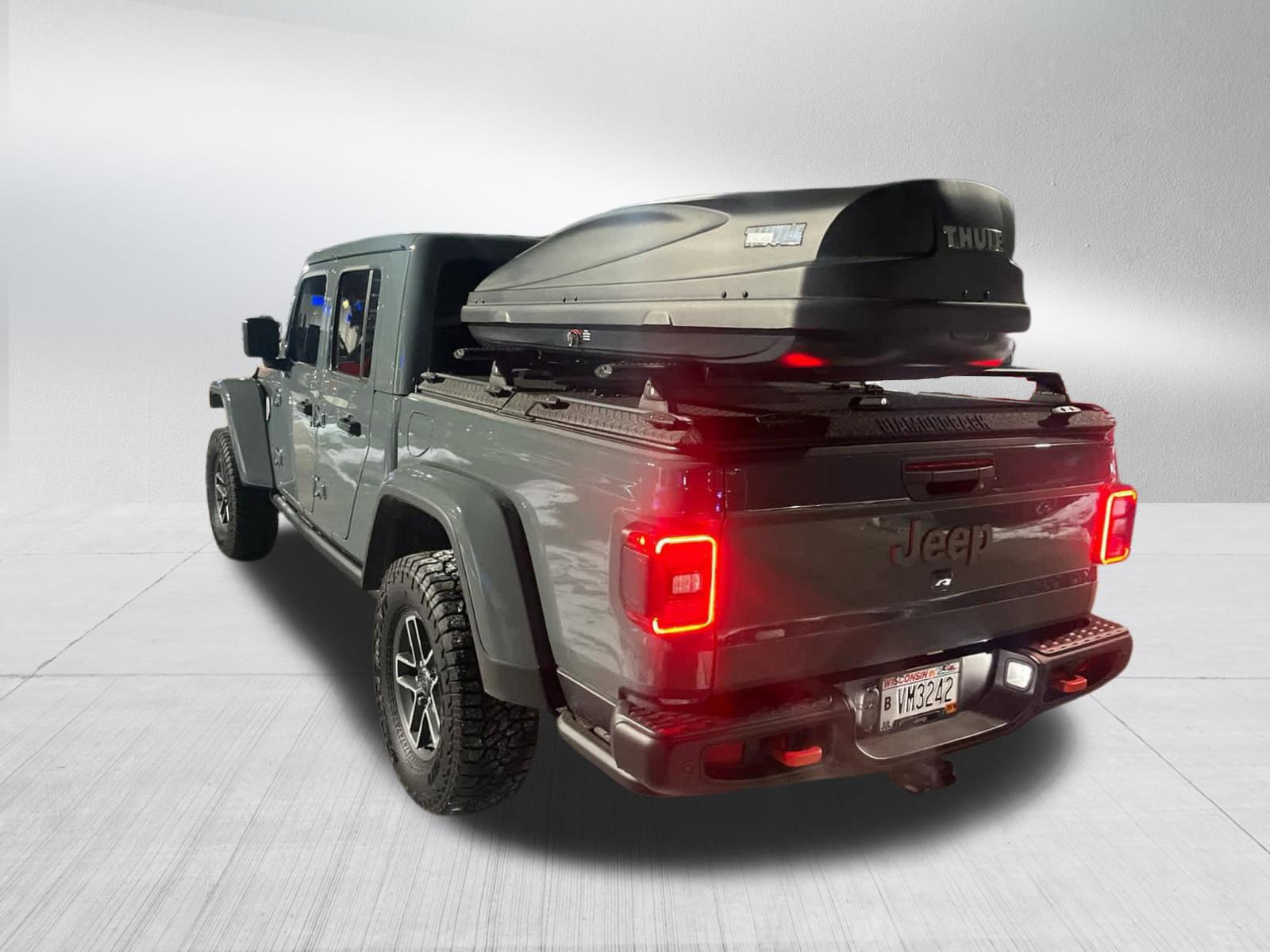 Used 2025 Jeep Gladiator Mojave image 7