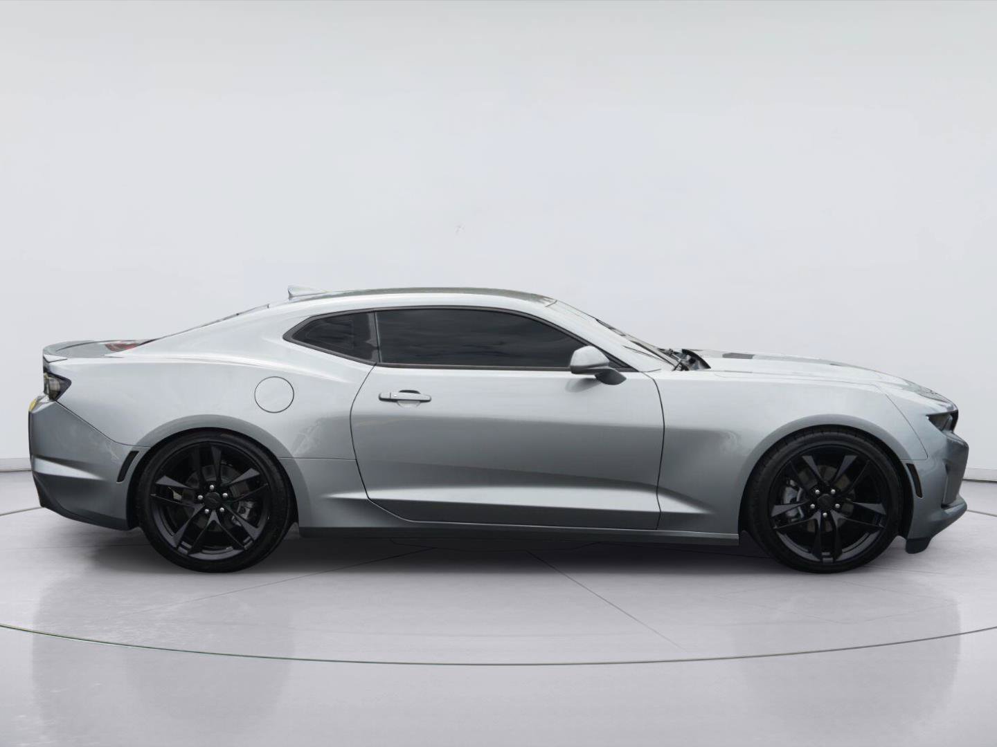 Used 2023 Chevrolet Camaro LT w/ RS Package RWD image 5