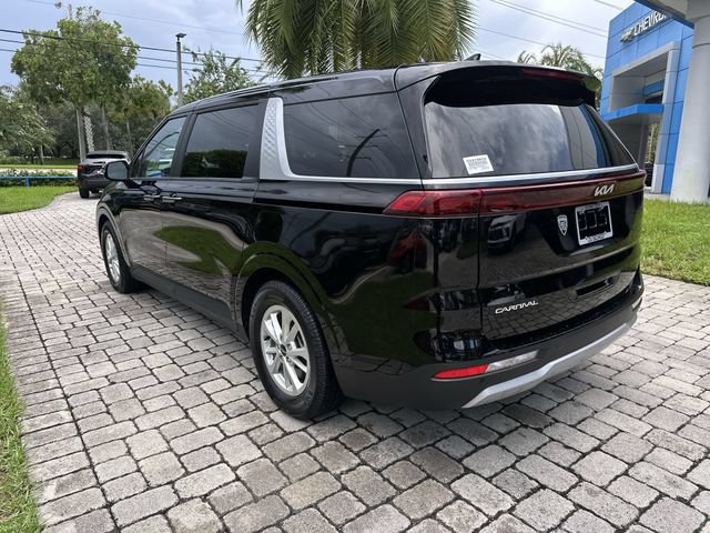 Used 2024 Kia Carnival LX FWD image 34