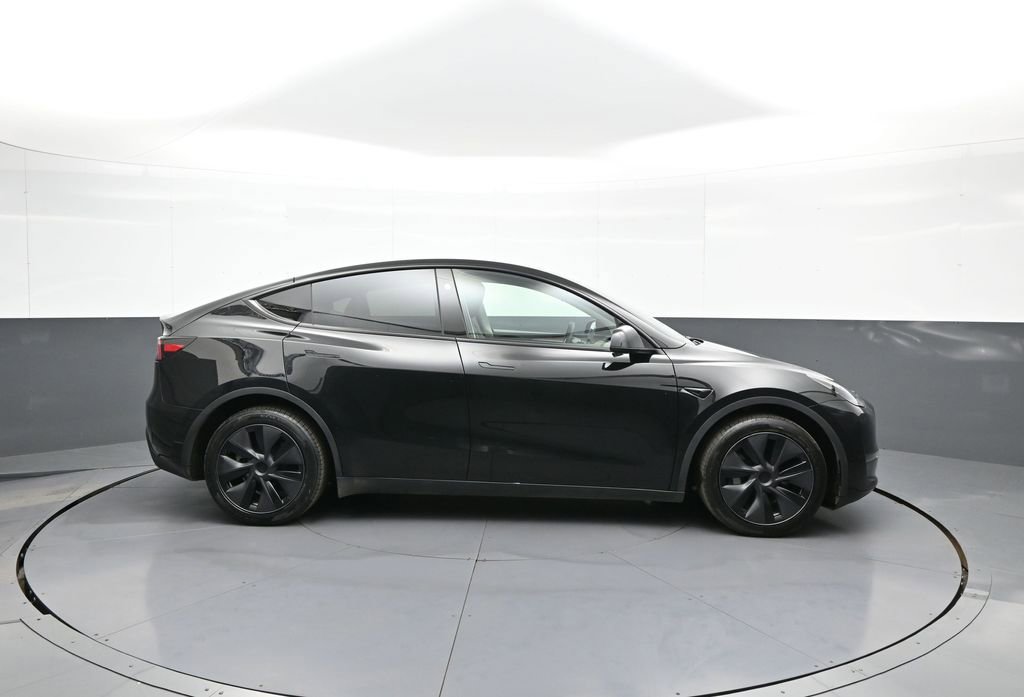 Used 2025 Tesla Model Y Long Range AWD/4WD image 5