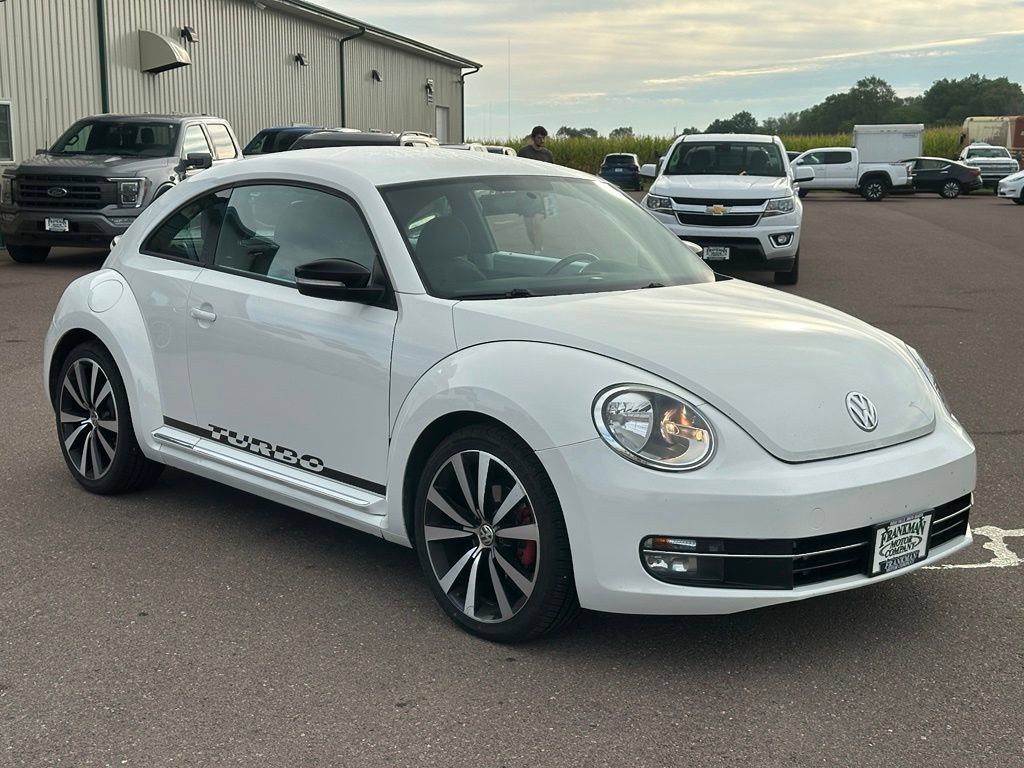 Used 2012 Volkswagen Beetle Launch Edition FWD image 7
