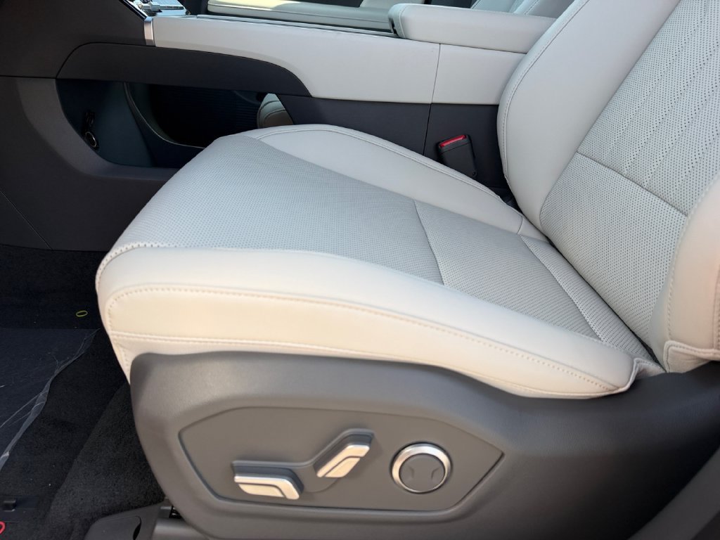 New 2027 Hyundai Santa Fe SEL FWD image 11