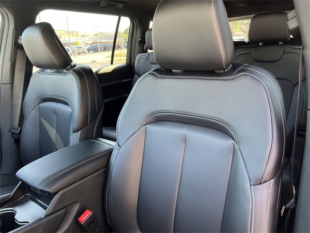 New 2025 Jeep Grand Cherokee L Limited image 13