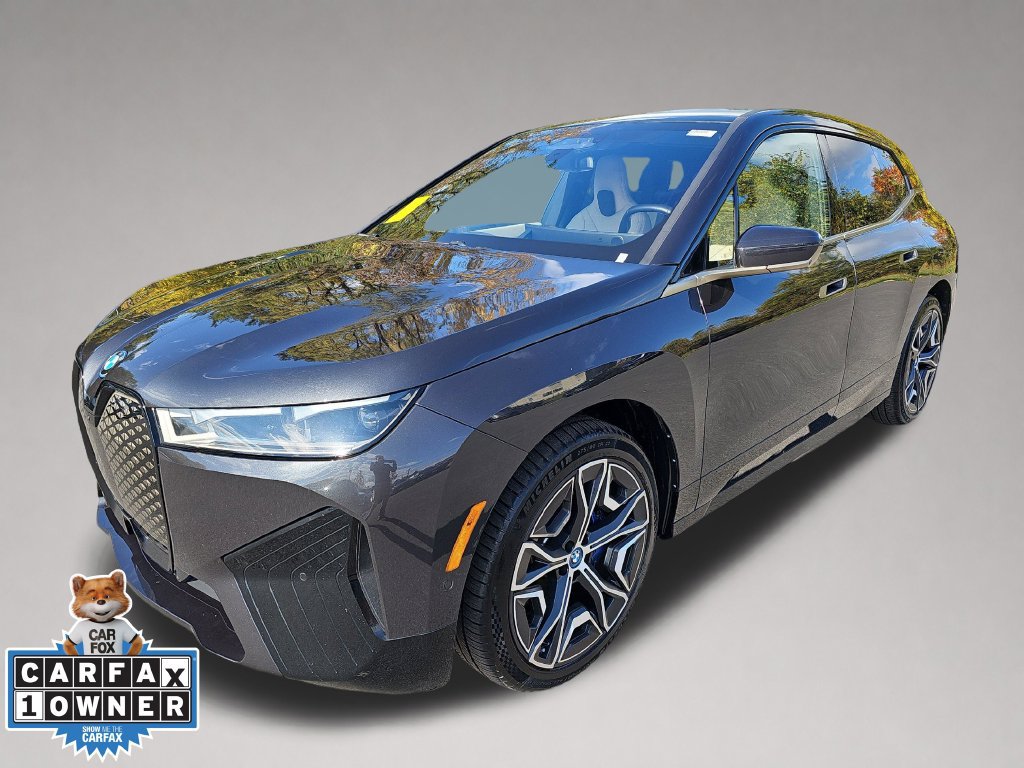 Used 2024 BMW iX xDrive50 w/ Premium Package AWD/4WD image 8
