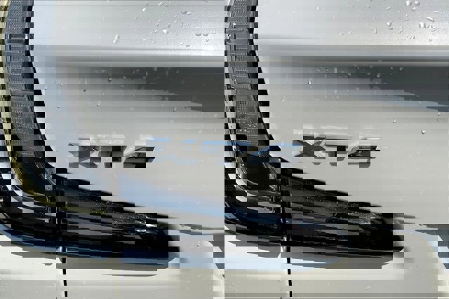 Used 2023 Cadillac XT4 Sport w/ Cold Weather Package image 30